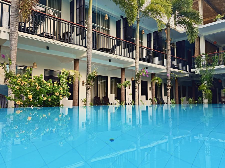 The pool between the two floors